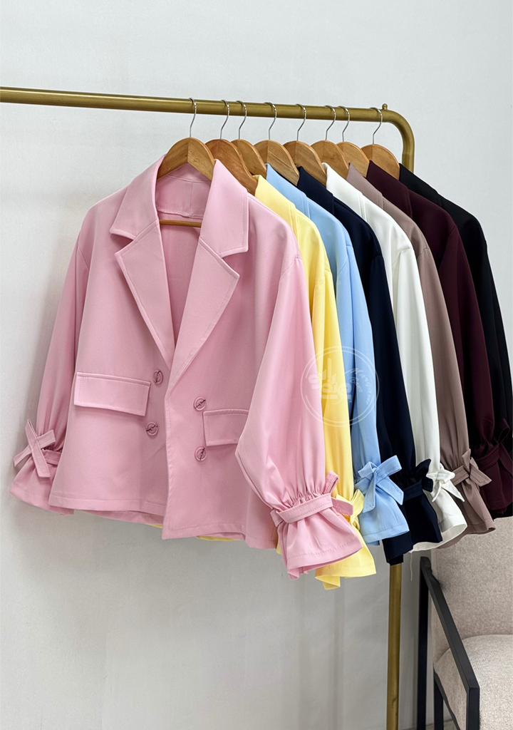 مانتو-کتی-عروسکی مانتو-کتی-عروسکی